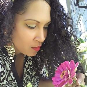 Meet your Posher, Jenifer